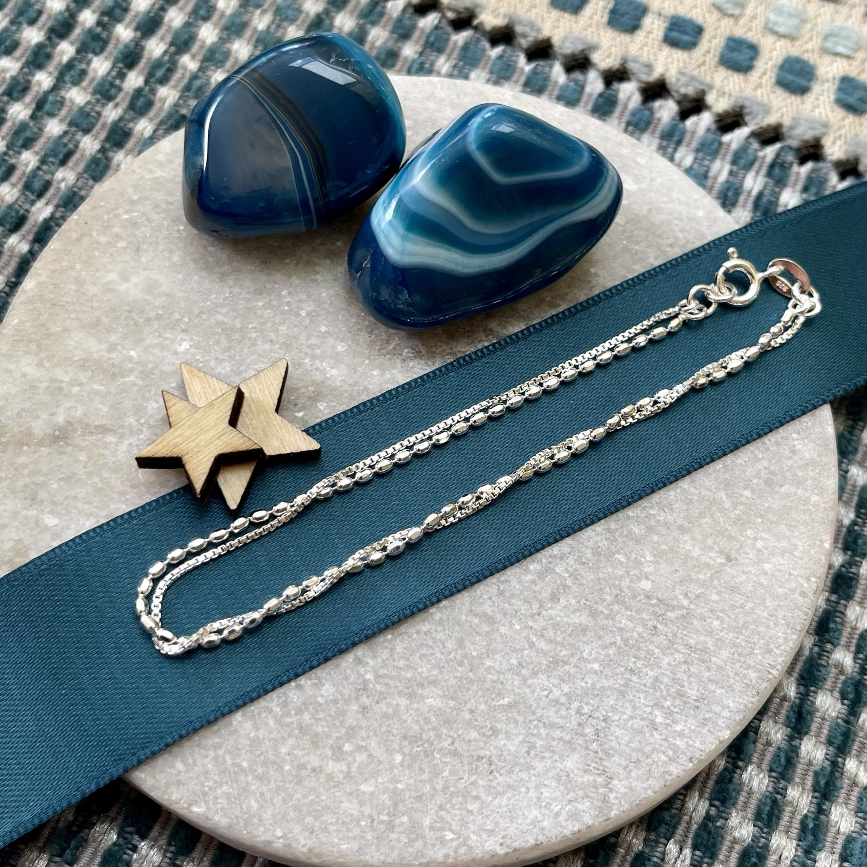 Sterling Silver Diamond-cut Oval Beads and Box Strand Bracelet