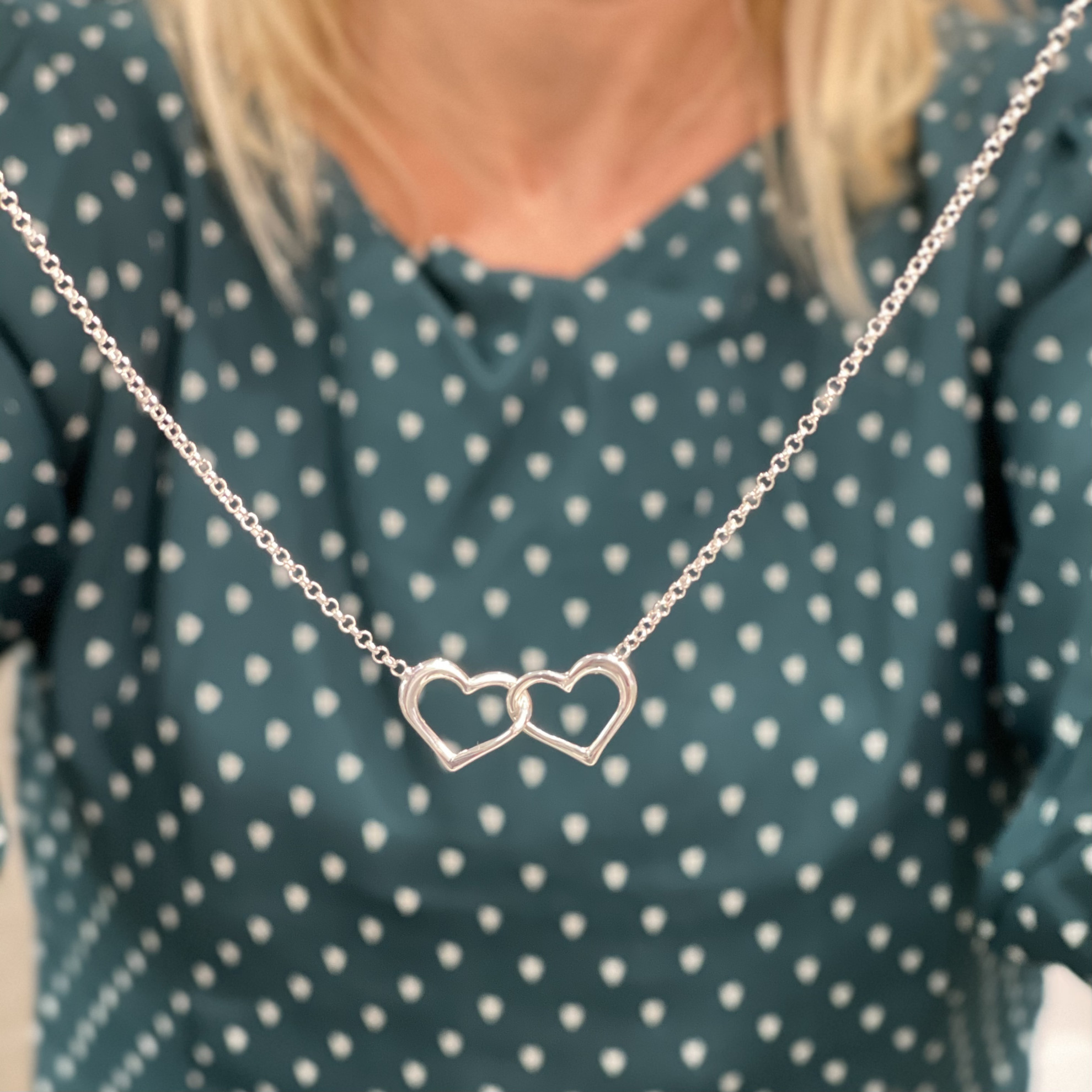 Silver 41-46cm Two Interlinked Open Hearts Necklace 2