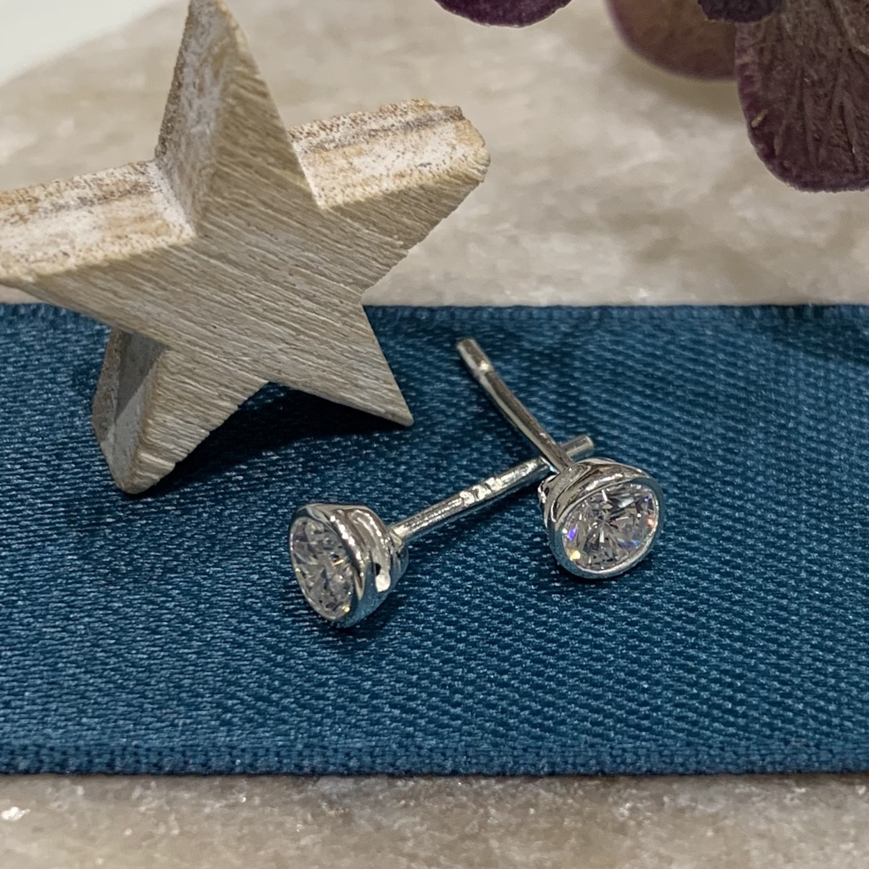 Silver 4mm Cubic Zirconia Stud 2