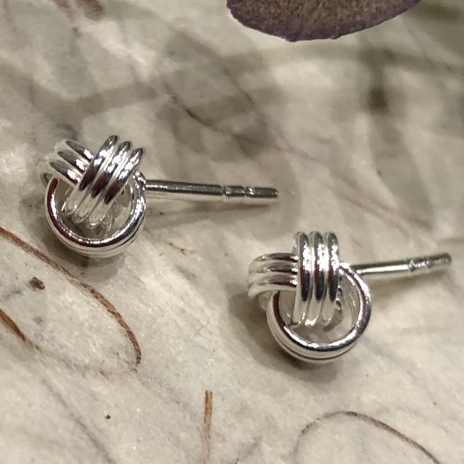 Silver 6mm Triple Knot Stud 2