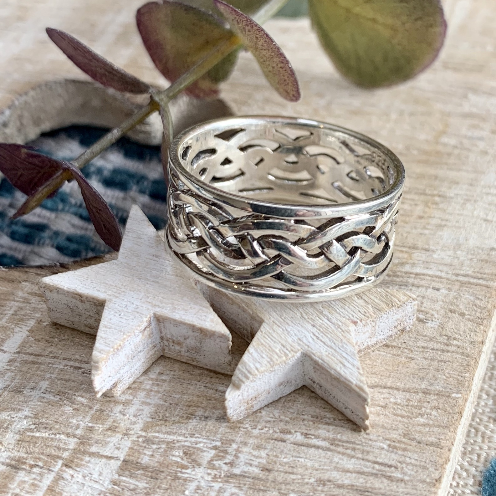 Silver Celtic Band Ring 2