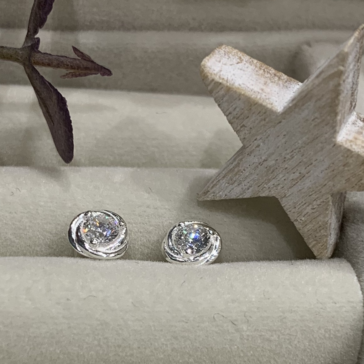 Silver Cubic Zirconia Stud in Twist Setting 2