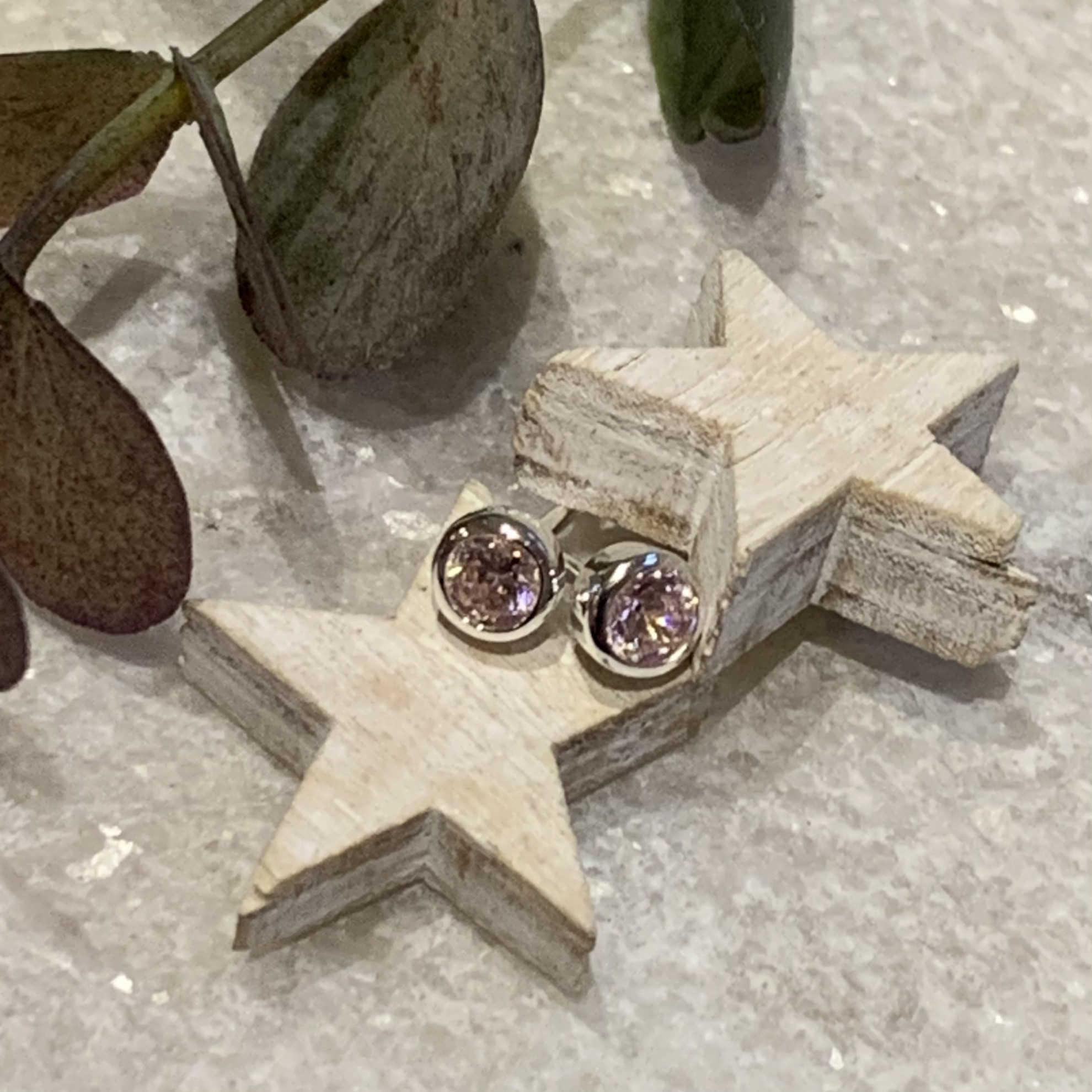 Silver Pink Stud In Rub Over Setting 2