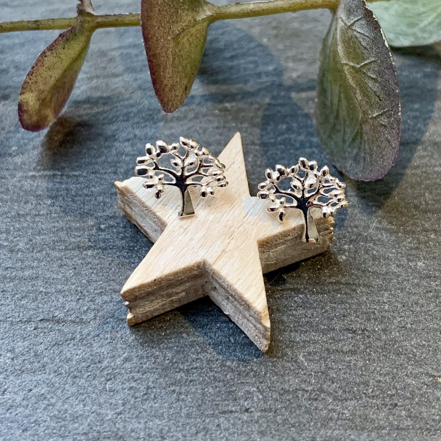 Silver Simple Tree-of-Life Stud 2